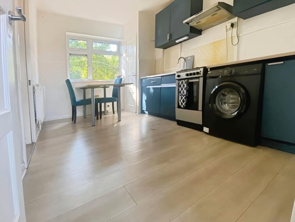 36329f84-86 20 2813 29