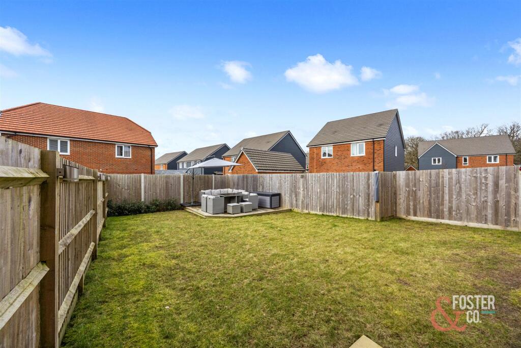 Goldcrest Drive, 67-001.jpg