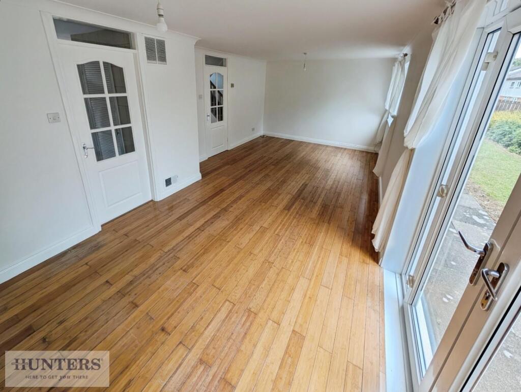 Lounge / Dining Room