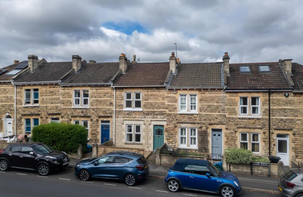 3 Claude Avenue BA2 1AE-26.jpg