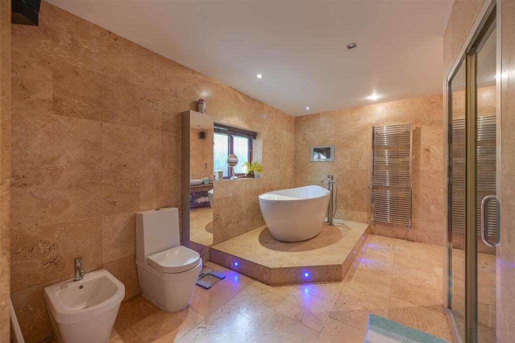 Court Manor (13 of 60).jpg