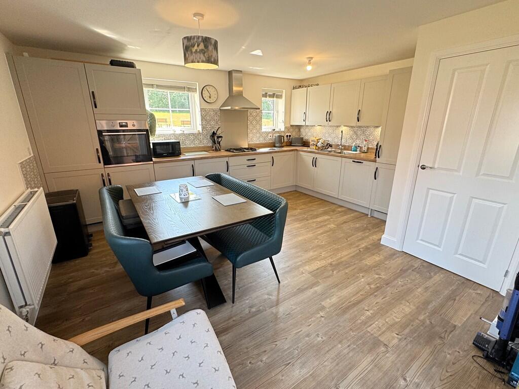 Kitchen Diner fro...