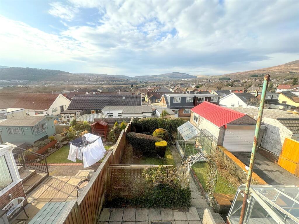 View b.jpg