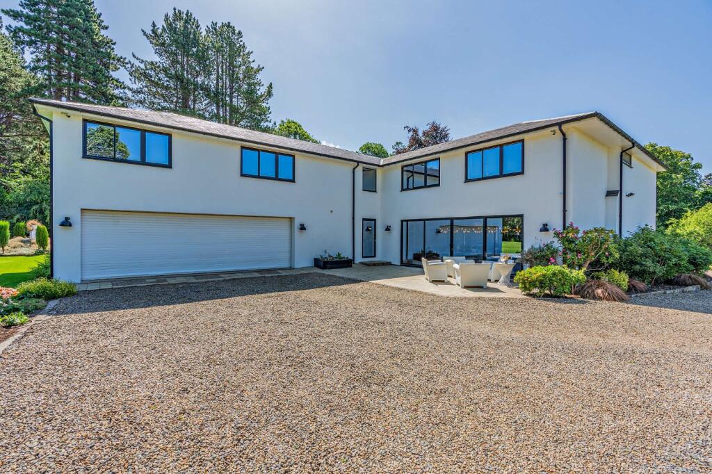 Triple Garage