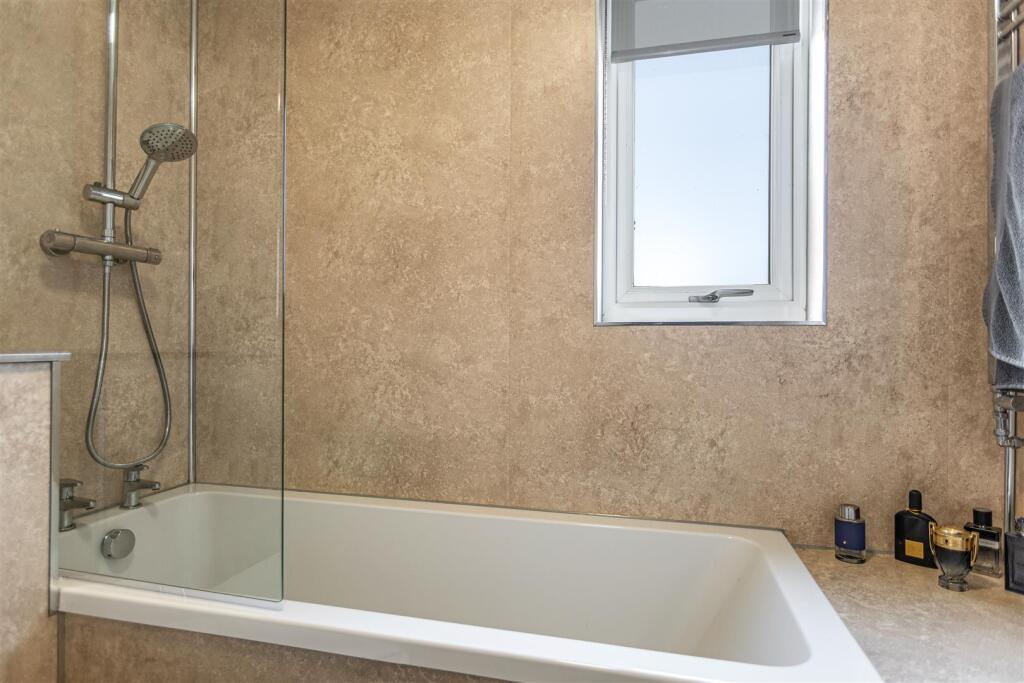 54 Sydenham Court Kelso 28.JPG