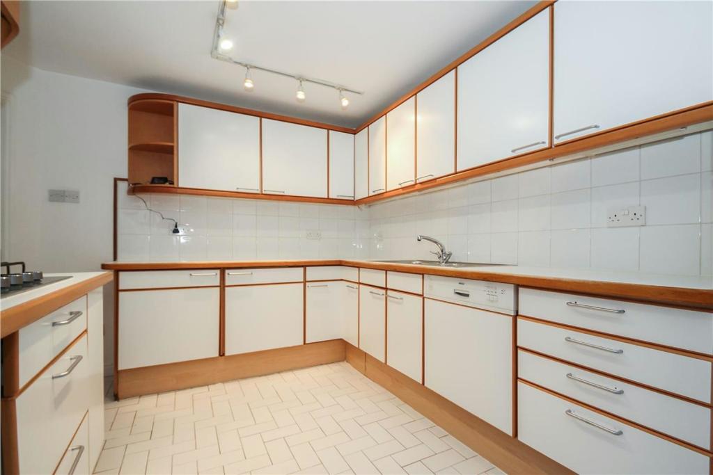 Kitchen.jpg