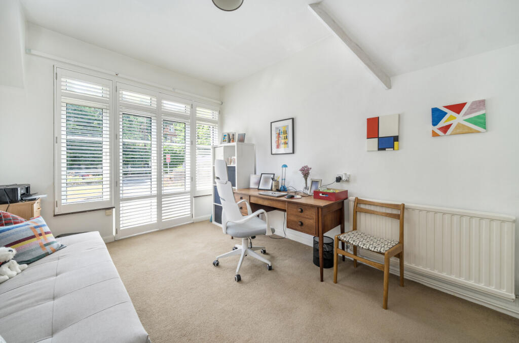 1313672-8-685570e...