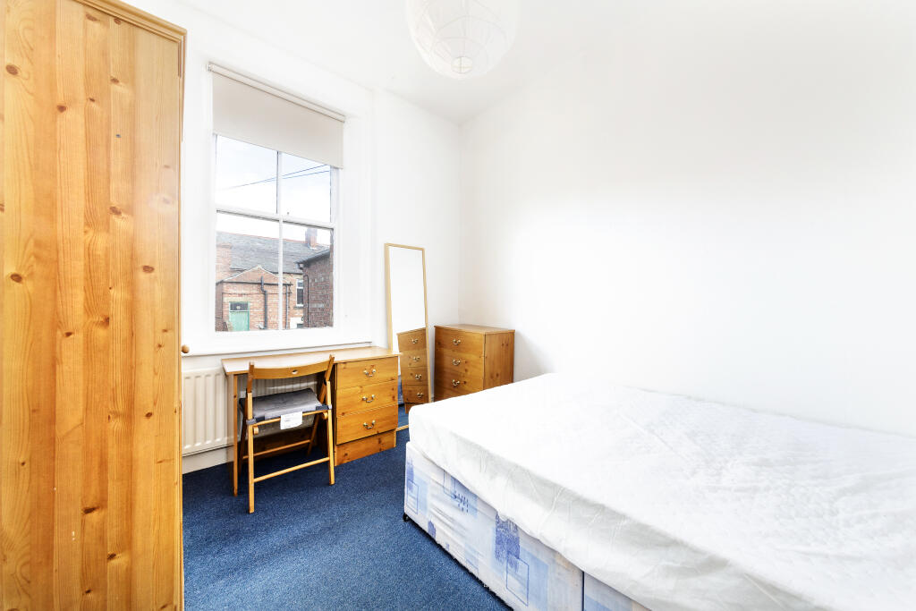 66 bayswater596.jpg