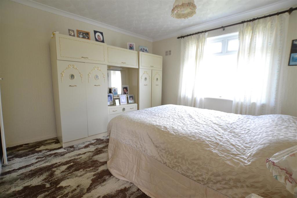 bed 1.JPG
