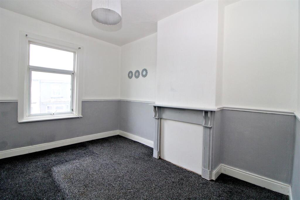 Living Room.JPG