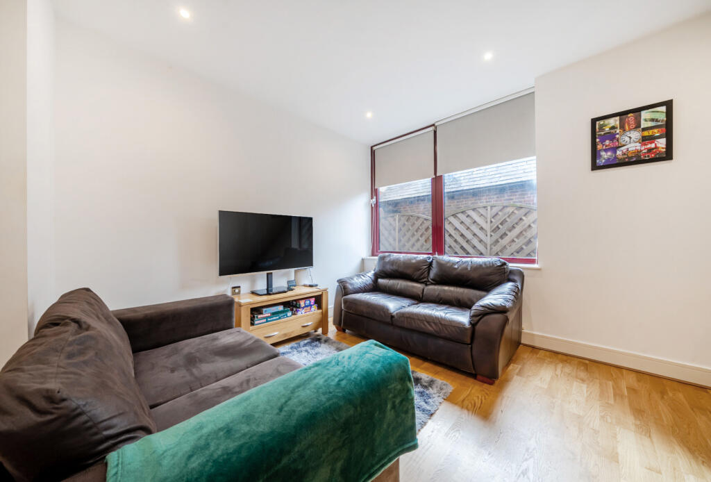 1340933-6-68a6e0d...