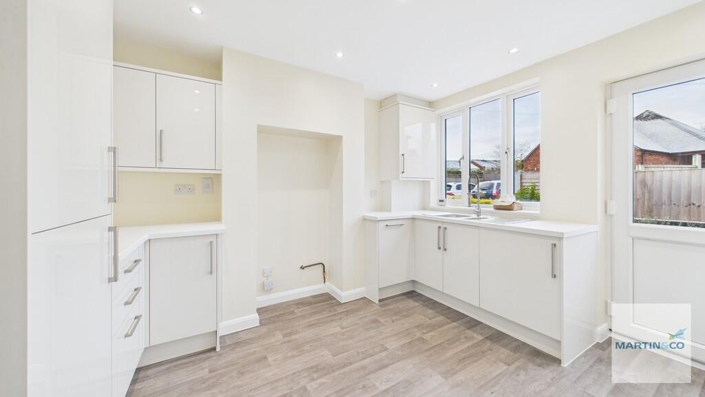 CAM03663G0-PR0222...