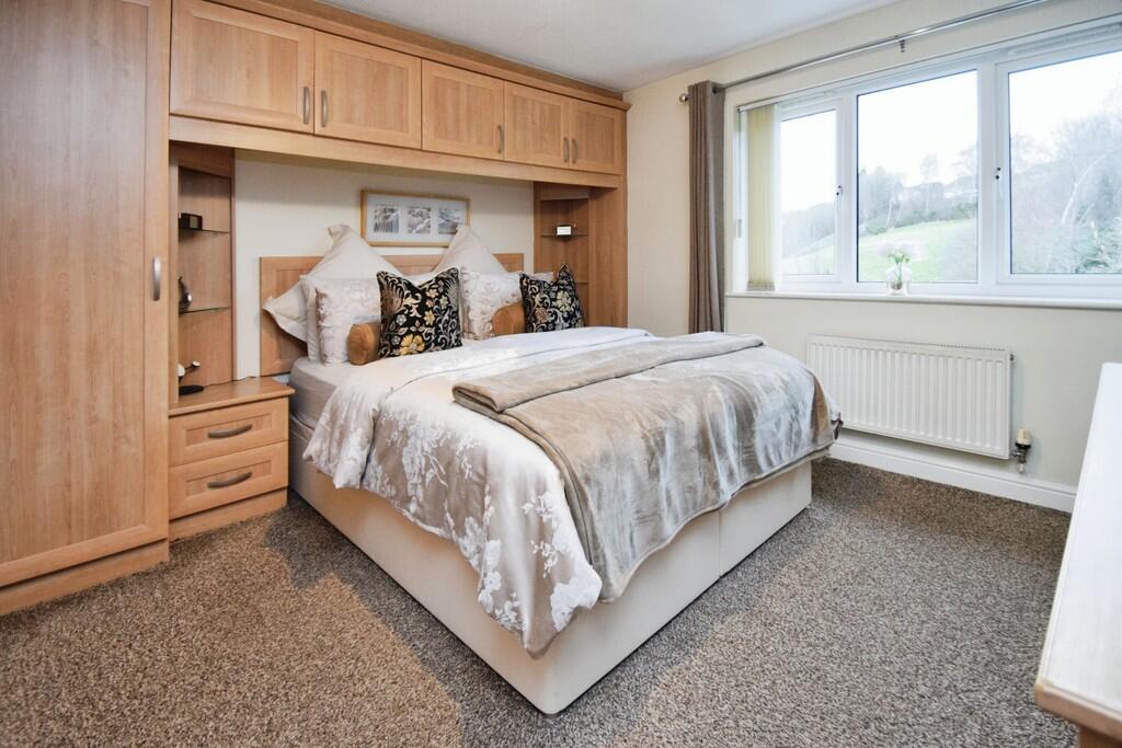 565c8e90-Bedroom ...