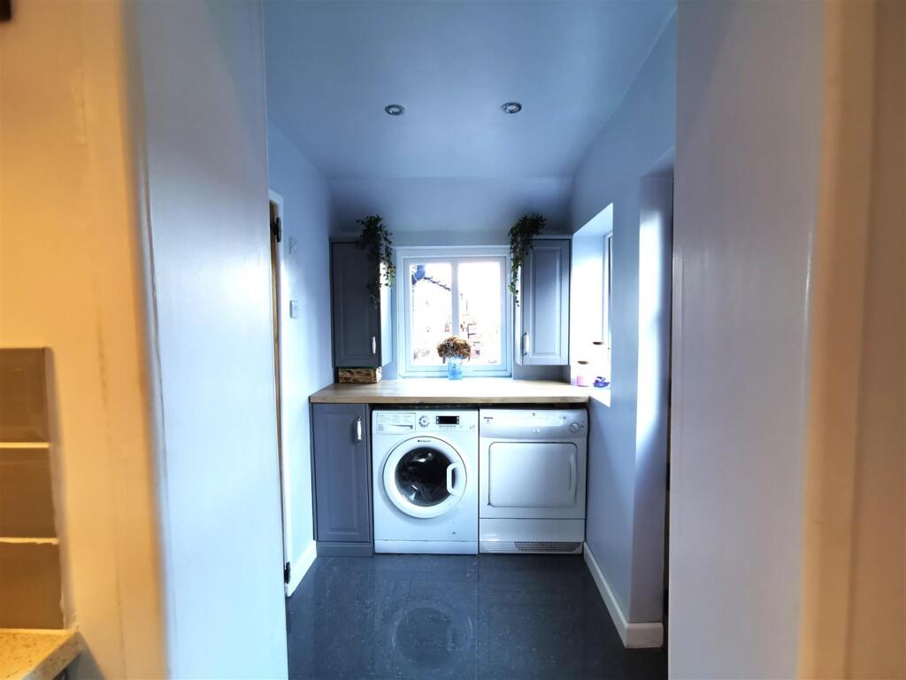 Utility Room.jpg