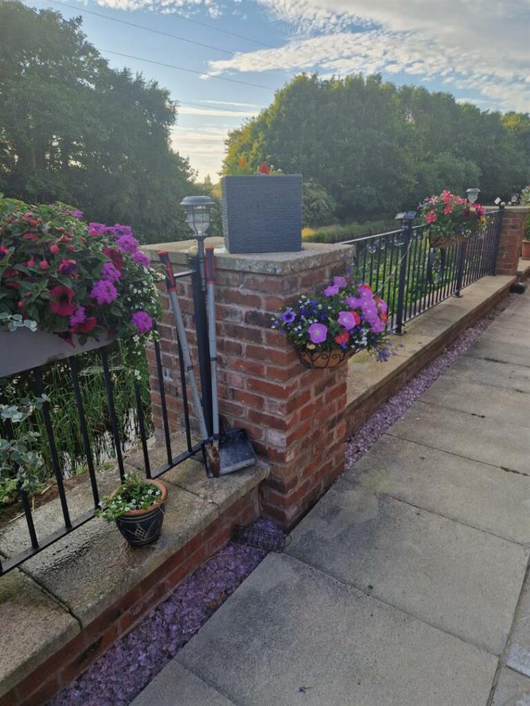 PHOTO-2024-11-26-16-38-29 (2).jpg