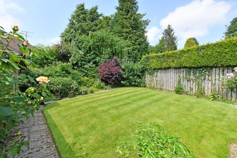 Wraparound Garden 