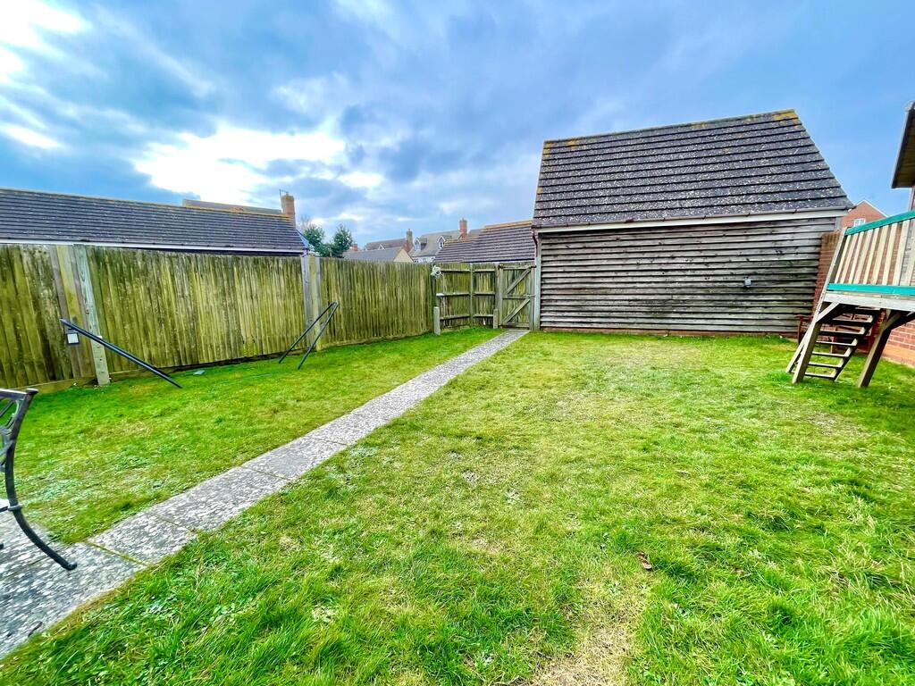 10 Roman Avenue R...