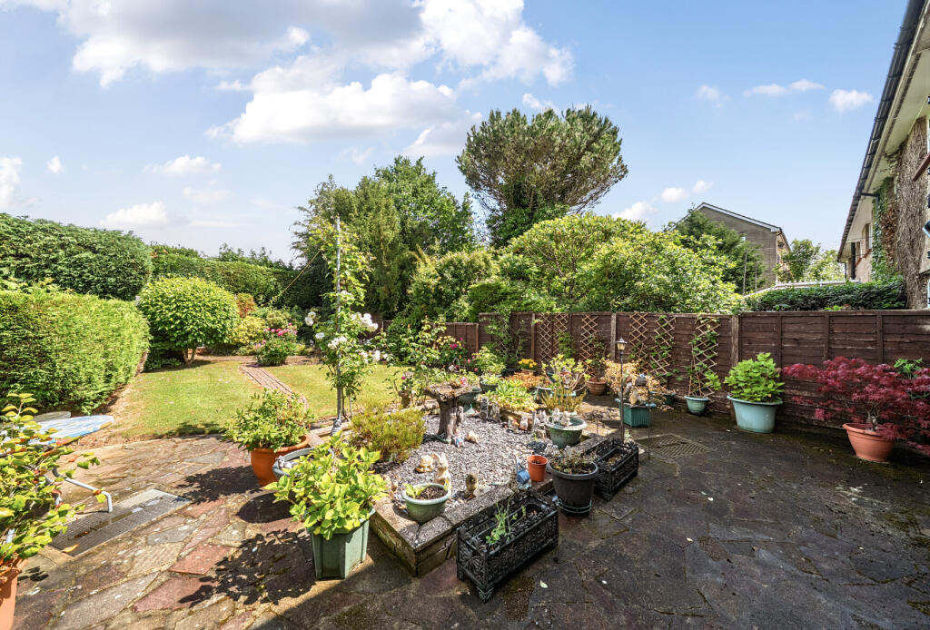 1302827-3-6842cb6...