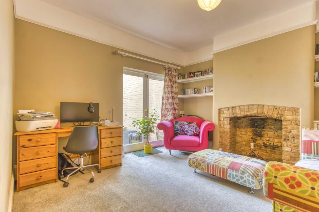 Staplegrove Road (15)
