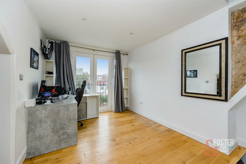 Kenton Road, 8-4.JPG