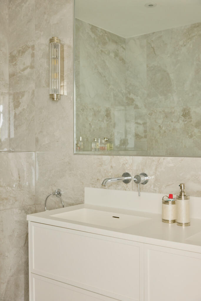 303402 - TMH_IMPERIAL COURT_28.JPG