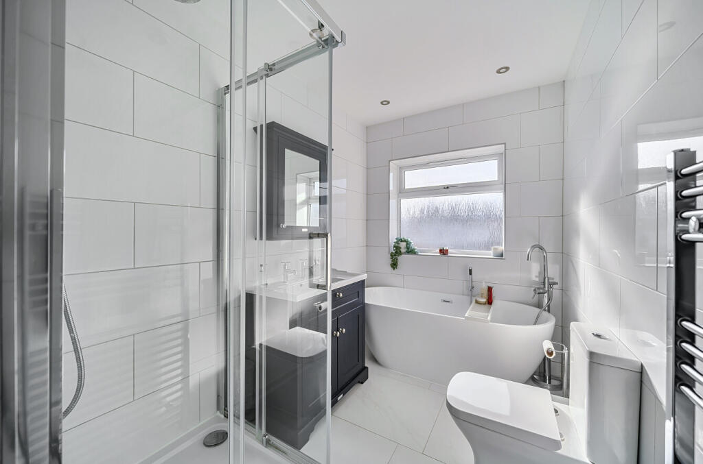 13772026690e0a5ae2881