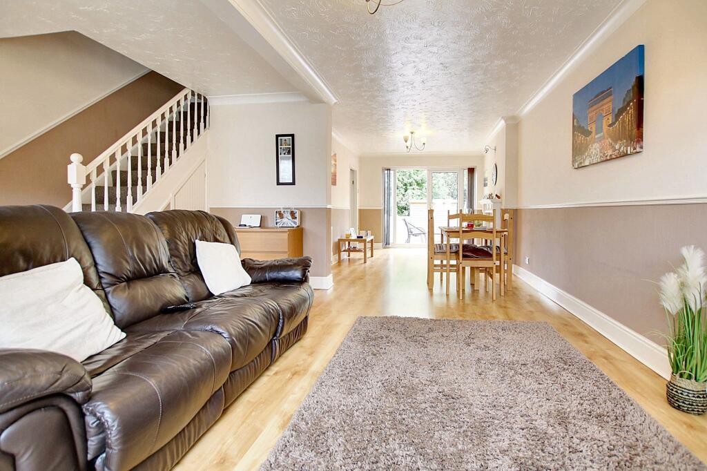 Open Plan Lounge Diner