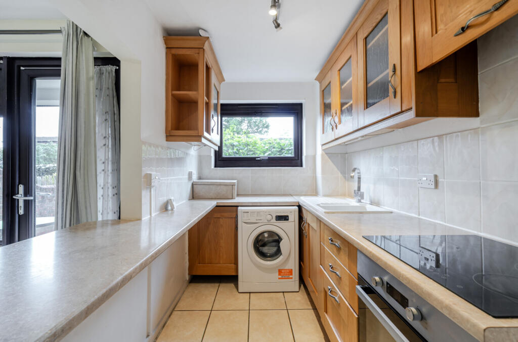 1343207-11-68a451...