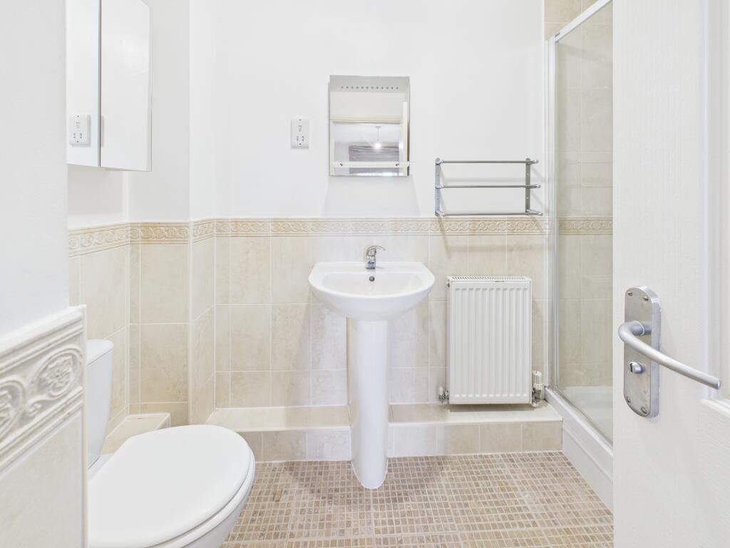 CAM02519G0-PR0234-STILL007