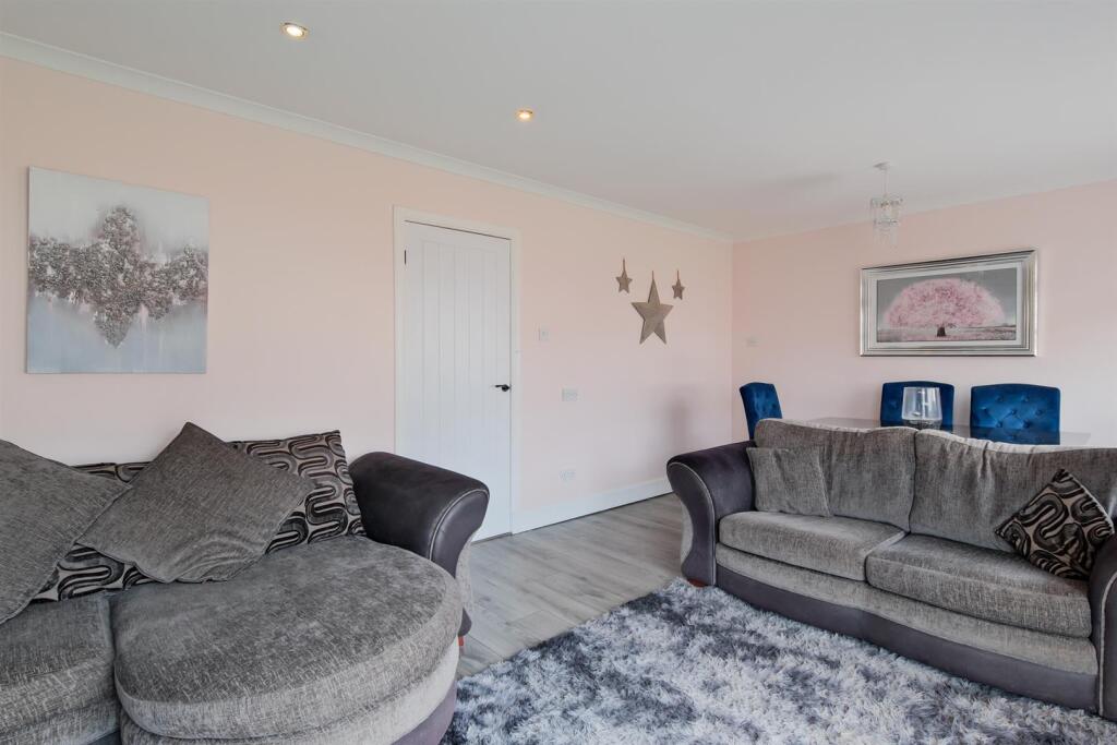 014-83 Torbothie Road Shotts, ML7 5NE.jpg