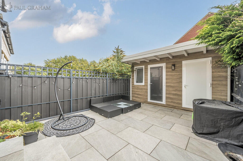 35ff437e-5978-4ba...