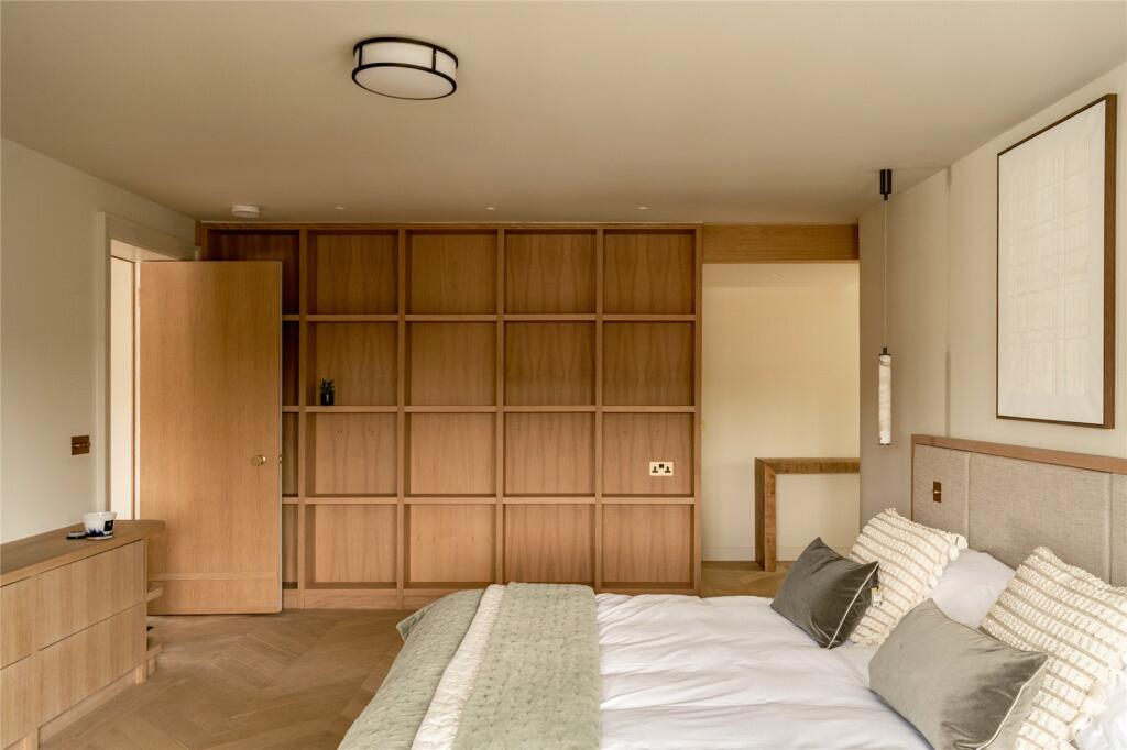 Principal Bedroom