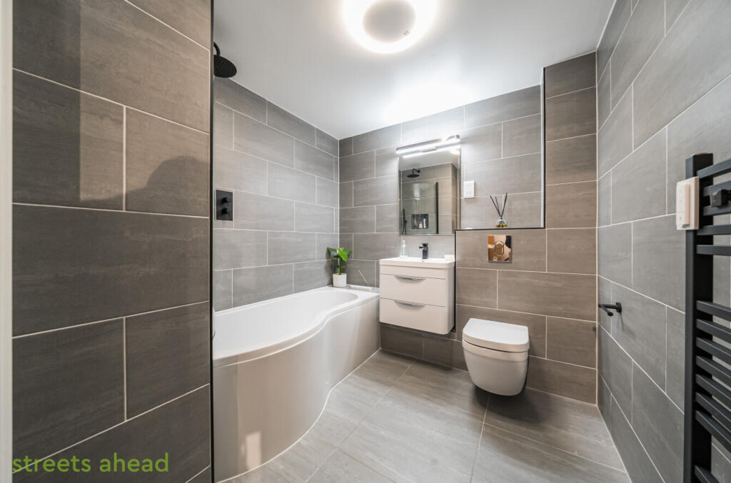 bbf2eea2-95b5-41c...