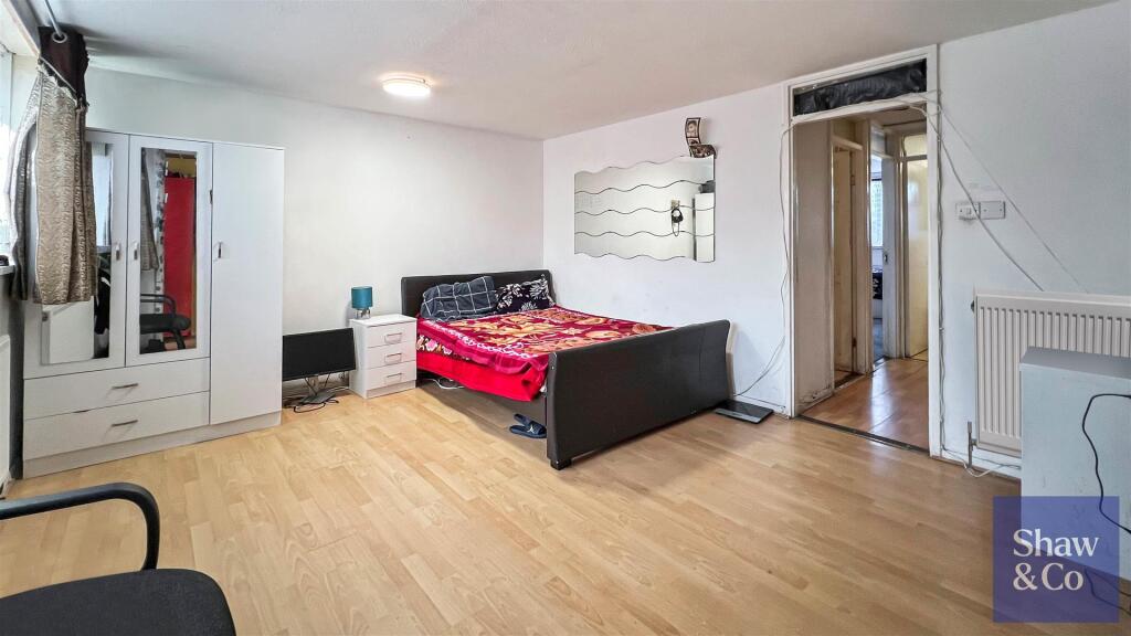 Lounge2.jpg