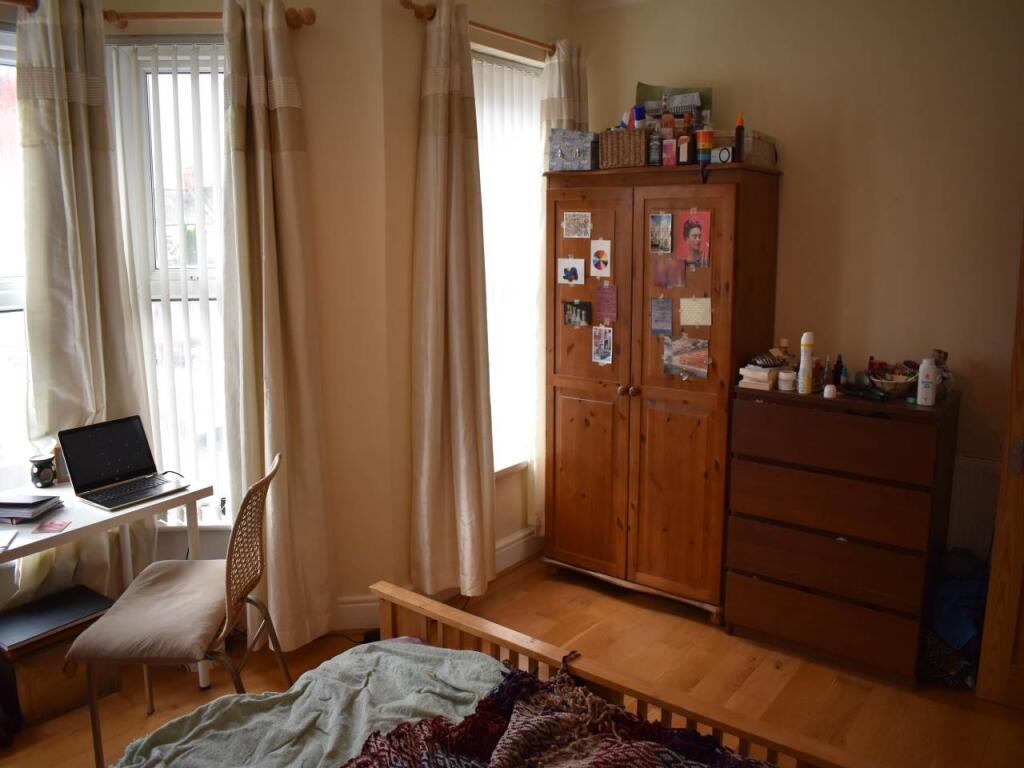 First Floor Front Be