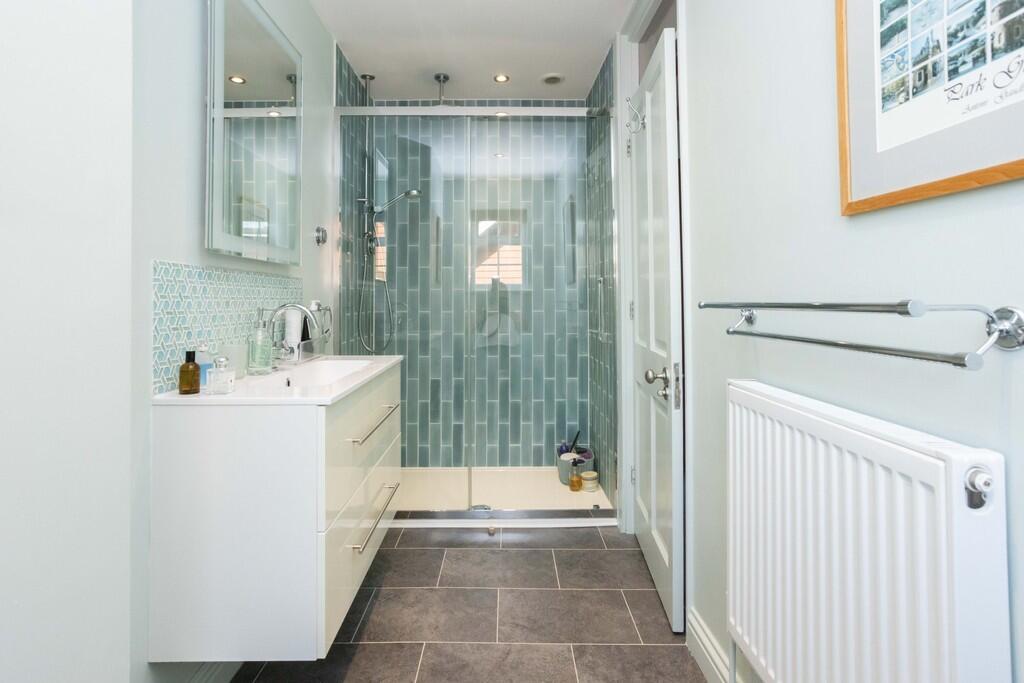 Large Detached Family Home in Flimwell