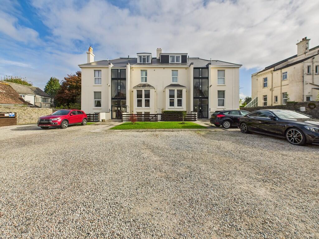 CAM03974G0-PR0220...