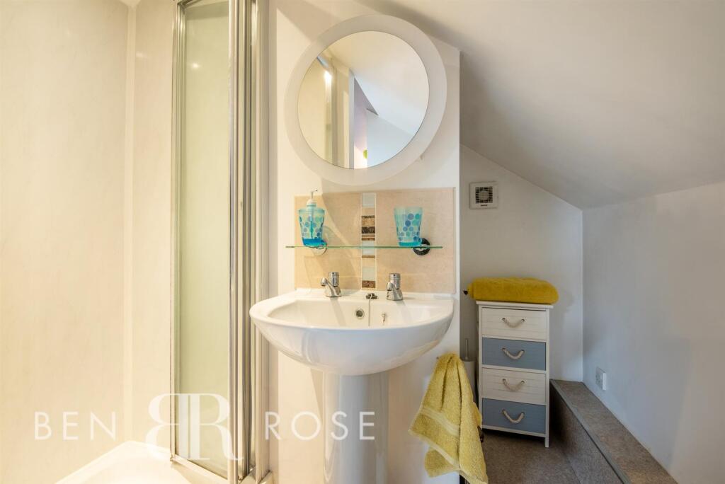 Master Ensuite