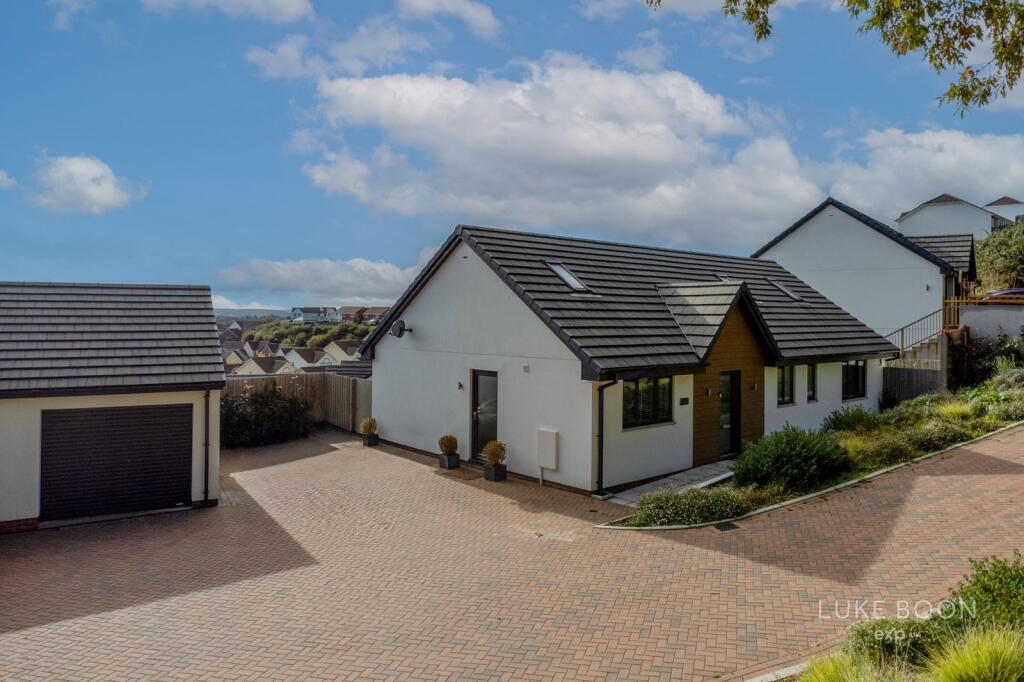 Montserrat Rise, The Willows, Torquay, TQ2 7GP