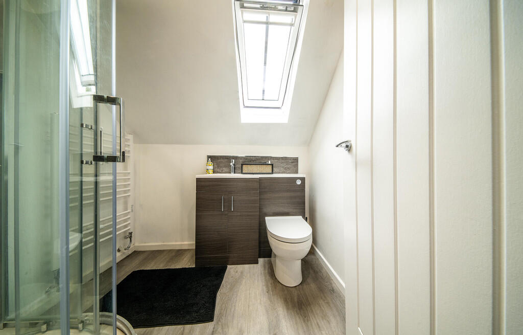 1 Yew Close Bath ...