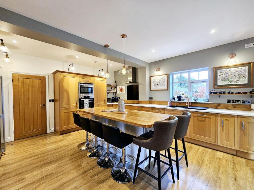 62346098-ce9a-4fea-9abb-35657786a58e