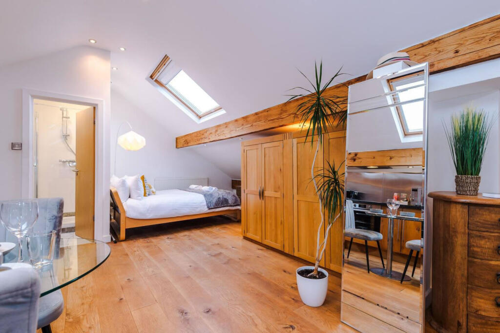 mellorroad30mellorroad3014e12ce8-ad36-4267-98e9...