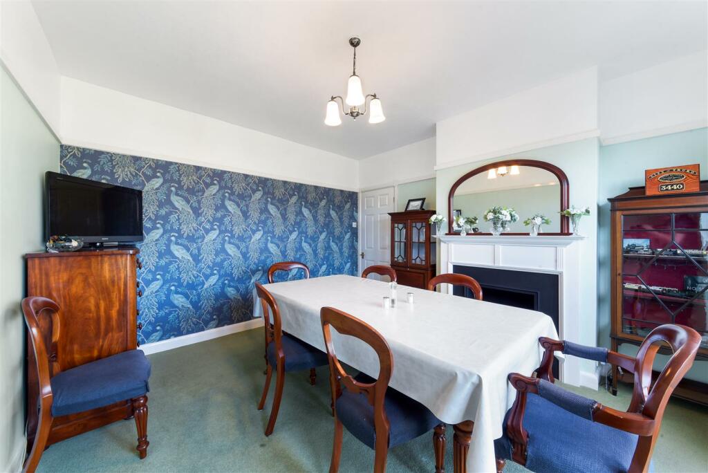 SANDERSFIELD ROAD,31-85.jpg