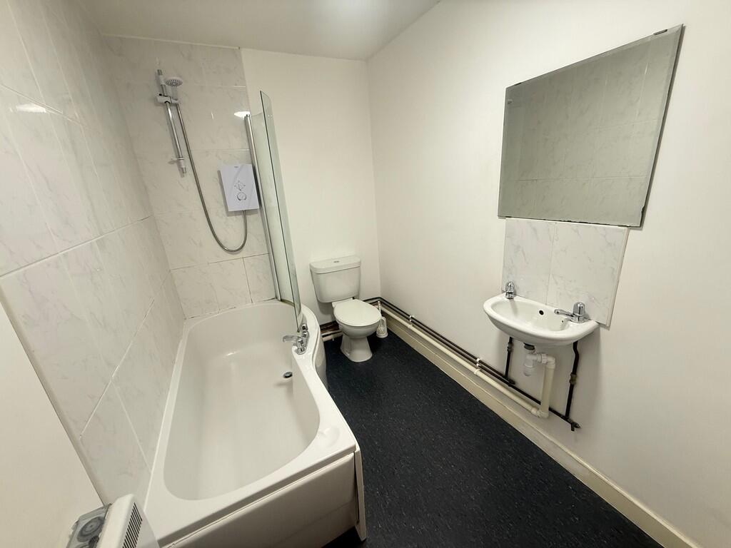 34ec bathroom