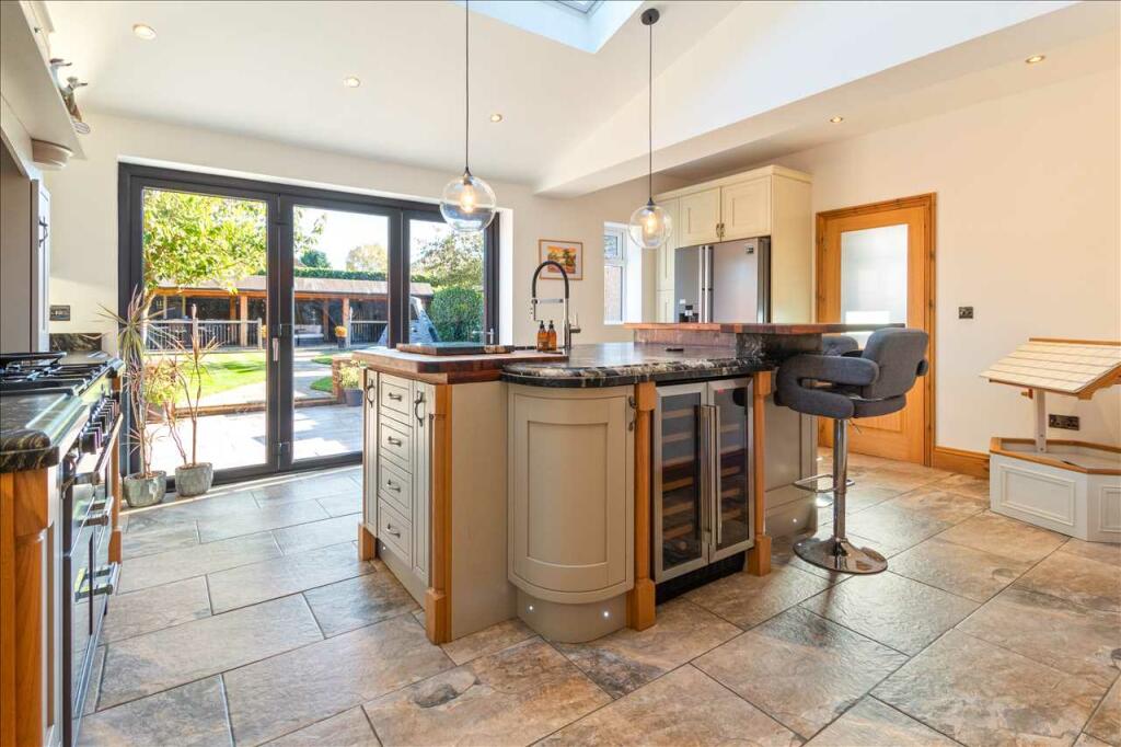 LIVING DINING