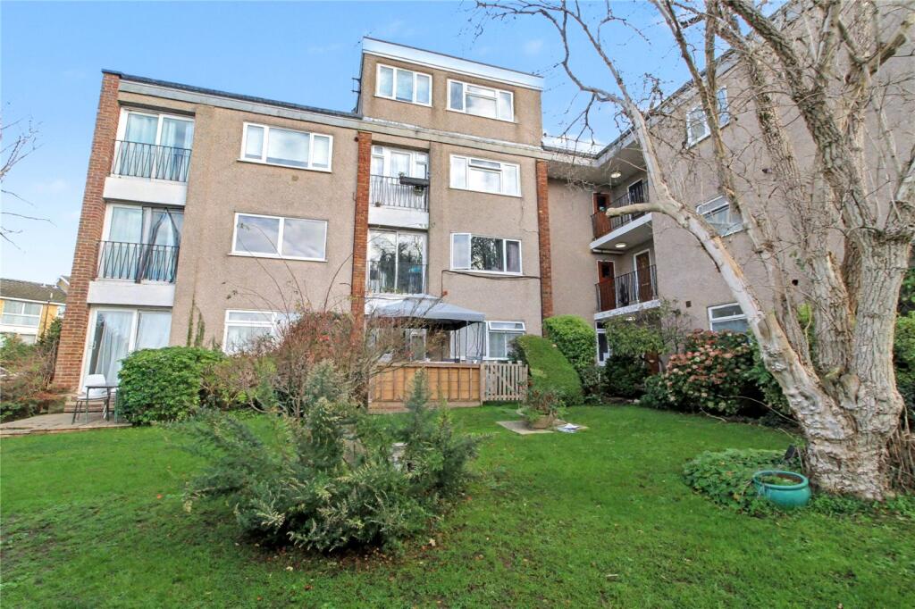 Dunraven Drive, Enfield, Middlesex, EN2