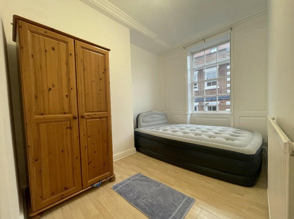 Bed 1