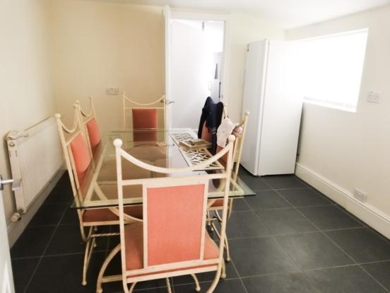 Shared dining room