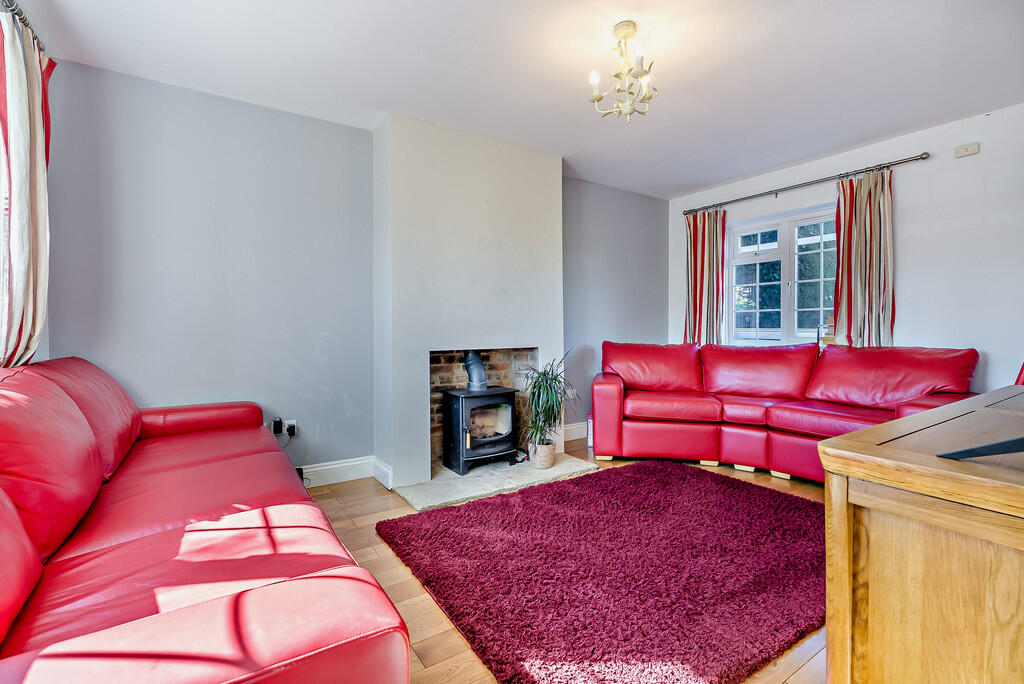 8639452-interior0...