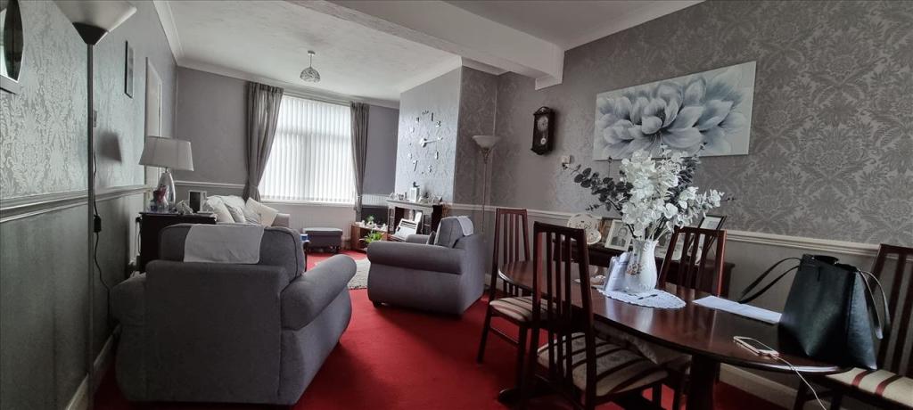 Living / Dining Room